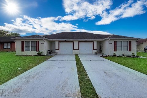 Duplex in Kissimmee, Florida 6 bedrooms, 214.6 sq.m. № 2224642