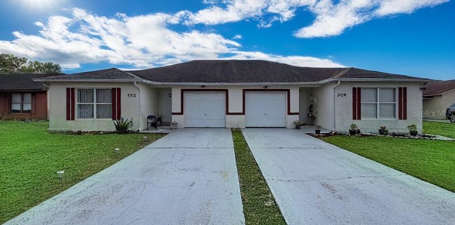 Duplex in Kissimmee, Florida 6 bedrooms, 214.6 sq.m. № 2224642