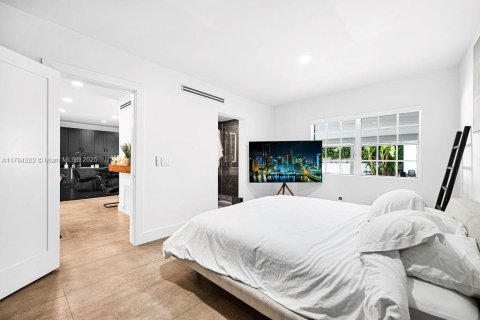 Купить виллу или дом в Майами, Флорида 4 спальни, 106.28м2, № 1756689 - фото 24