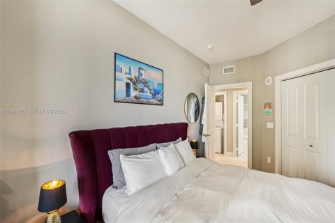 Купить кондоминиум в Кейп-Корал, Флорида 2 спальни, 118.54м2, № 2003334 - фото 18