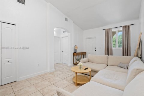 Condo in Homestead, Florida, 3 bedrooms  № 1991264 - photo 7