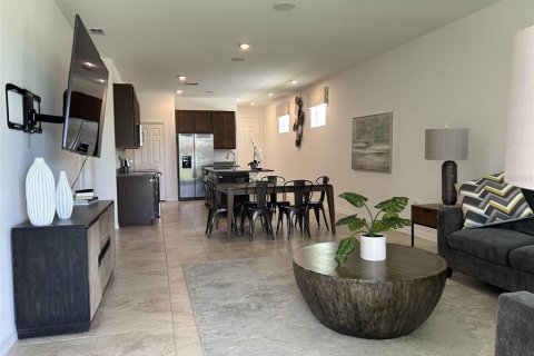 Casa en venta en New Smyrna Beach, Florida, 4 dormitorios, 191.1 m2 № 1782219 - foto 10