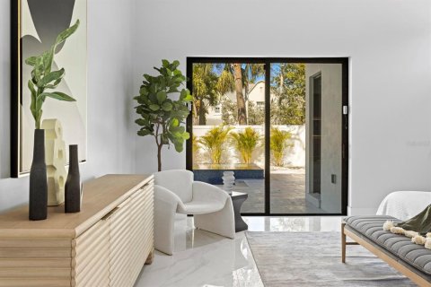 Casa en venta en Sarasota, Florida, 5 dormitorios, 393.07 m2 № 2093120 - foto 14