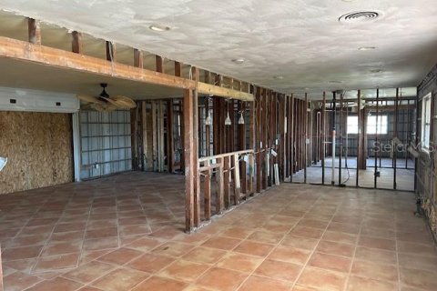 House in Englewood, Florida 4 bedrooms, 204.38 sq.m. № 1570823 - photo 2