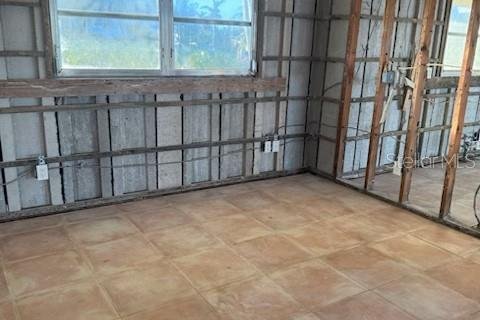House in Englewood, Florida 4 bedrooms, 204.38 sq.m. № 1570823 - photo 7