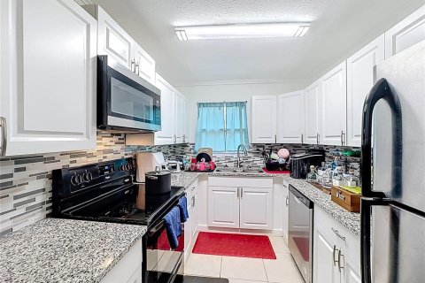 Casa en venta en Altamonte Springs, Florida, 3 dormitorios, 82.87 m2 № 2095338 - foto 15