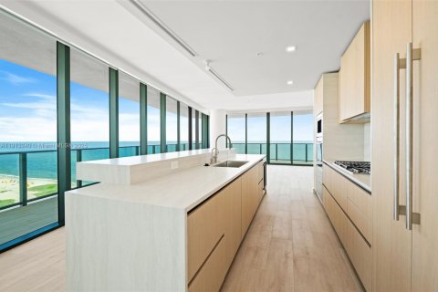 Copropriété à vendre à Pompano Beach, Floride: 3 chambres, 240.62 m2 № 1974984 - photo 7