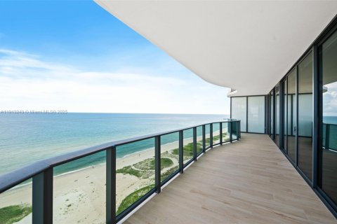 Copropriété à vendre à Pompano Beach, Floride: 3 chambres, 240.62 m2 № 1974984 - photo 27