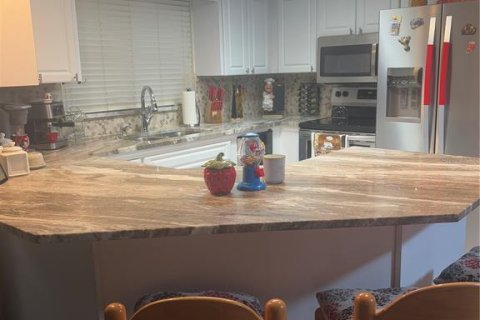 House in Holiday, Florida 3 bedrooms, 129.41 sq.m. № 1879741 - photo 6