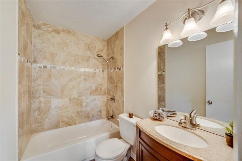 Villa ou maison à vendre à Cocoa, Floride: 3 chambres, 139.35 m2 № 2156124 - photo 21