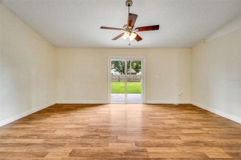 Villa ou maison à vendre à Cocoa, Floride: 3 chambres, 139.35 m2 № 2156124 - photo 8