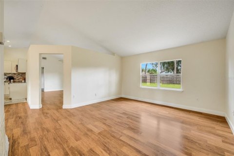 Villa ou maison à vendre à Cocoa, Floride: 3 chambres, 139.35 m2 № 2156124 - photo 14