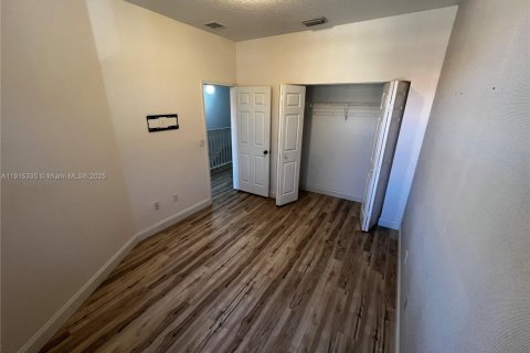 Condo in Dania Beach, Florida, 3 bedrooms  № 1971560 - photo 14