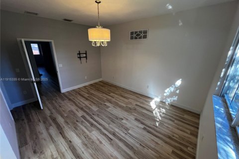 Condo in Dania Beach, Florida, 3 bedrooms  № 1971560 - photo 9