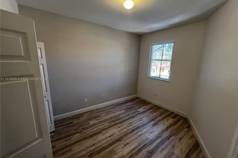 Condo in Dania Beach, Florida, 3 bedrooms  № 1971560 - photo 13