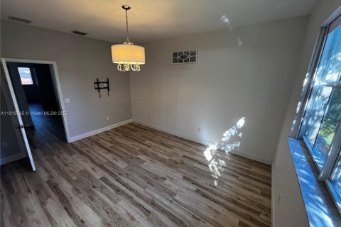 Condo in Dania Beach, Florida, 3 bedrooms  № 1971560 - photo 10