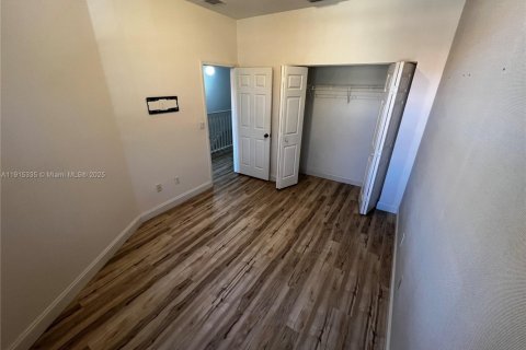 Condo in Dania Beach, Florida, 3 bedrooms  № 1971560 - photo 15