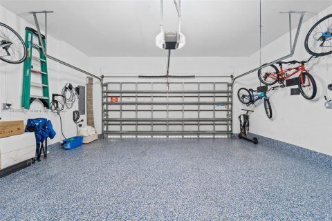 Casa en alquiler en Doral, Florida, 4 dormitorios, 200.48 m2 № 1937320 - foto 18