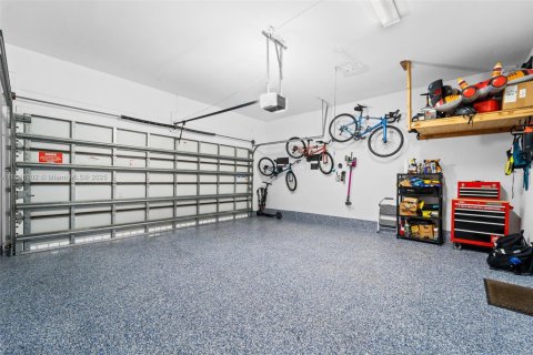 Casa en alquiler en Doral, Florida, 4 dormitorios, 200.48 m2 № 1937320 - foto 19