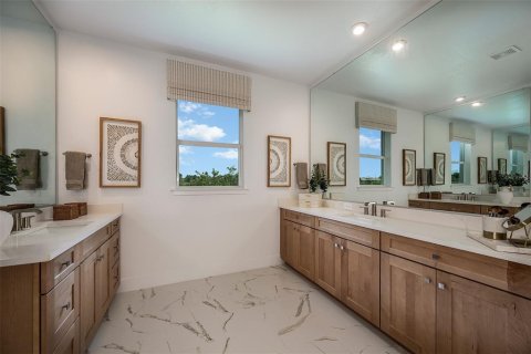 House in Venice, Florida 4 bedrooms, 266.35 sq.m. № 1522119 - photo 13