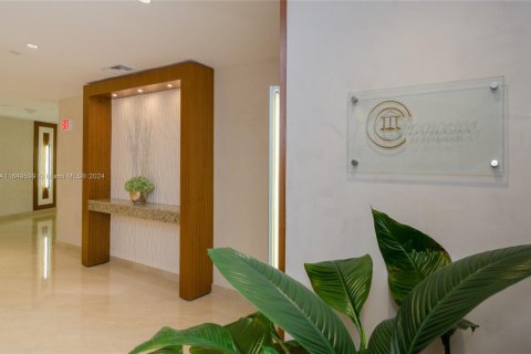 Condominio en alquiler en Key Biscayne, Florida, 2 dormitorios, 130.9 m2 № 1960508 - foto 22