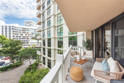 Condominio en alquiler en Key Biscayne, Florida, 2 dormitorios, 130.9 m2 № 1960508 - foto 6