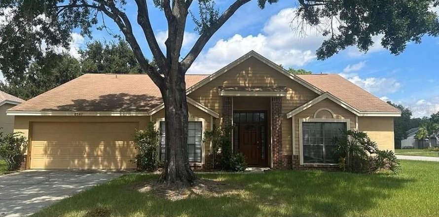 House in Orlando, Florida 4 bedrooms, 222.87 sq.m. № 1417369