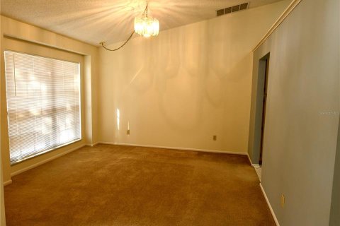 House in Orlando, Florida 4 bedrooms, 222.87 sq.m. № 1417369 - photo 2