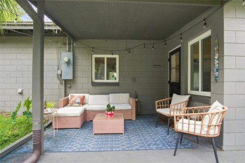 House in Orlando, Florida 3 bedrooms, 124.86 sq.m. № 2399459 - photo 24