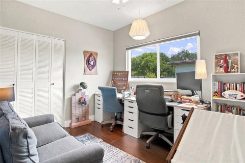 House in Orlando, Florida 3 bedrooms, 124.86 sq.m. № 2399459 - photo 22