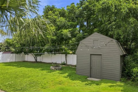 House in Orlando, Florida 3 bedrooms, 124.86 sq.m. № 2399459 - photo 25