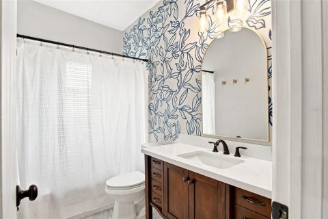 House in Orlando, Florida 3 bedrooms, 124.86 sq.m. № 2399459 - photo 21