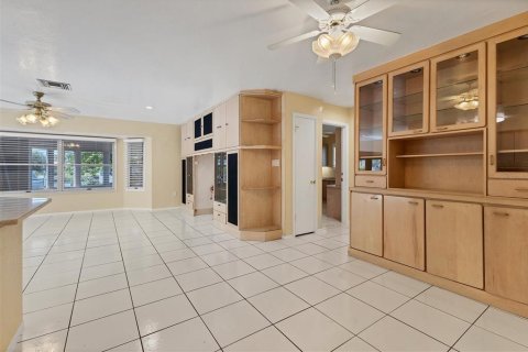 Villa ou maison à vendre à Port Charlotte, Floride: 5 chambres, 342.07 m2 № 1635180 - photo 21