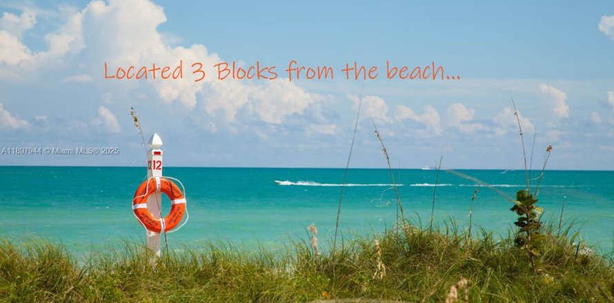 Casa en Surfside, Florida 3 dormitorios, 157.28 m2 № 2054663