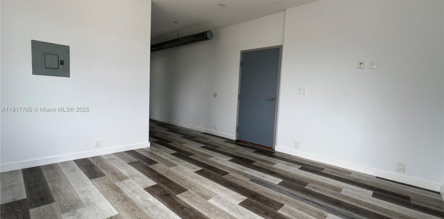 Apartamento en Miami, Florida 1 dormitorio, 60.39 m2 № 1972327