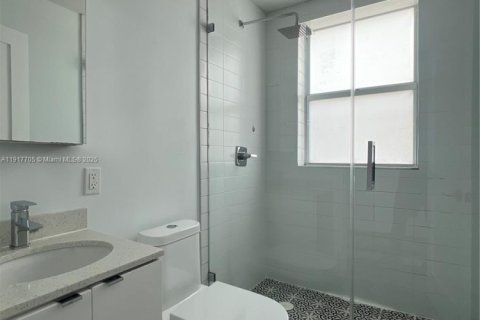 Apartamento en alquiler en Miami, Florida, 1 dormitorio, 60.39 m2 № 1972327 - foto 6