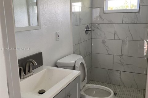 Снять в аренду квартиру в Холливуд, Флорида 175.49м2, № 2004993 - фото 6