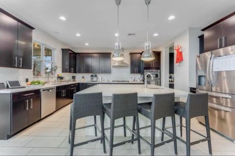 Casa en venta en Windermere, Florida, 4 dormitorios, 287.16 m2 № 1902599 - foto 2