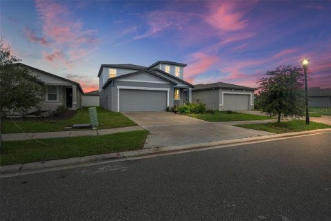 Villa ou maison à Zephyrhills, Floride 4 chambres, 201.41 m2 № 2285401