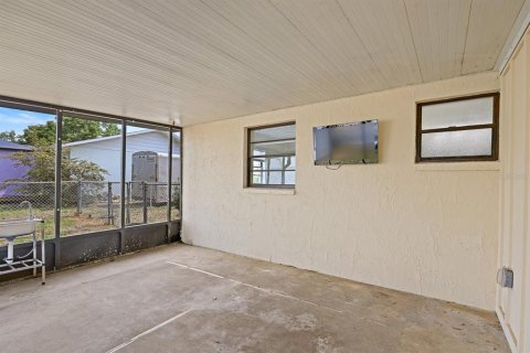 Casa en venta en Zephyrhills, Florida, 3 dormitorios, 124.86 m2 № 1681704 - foto 28