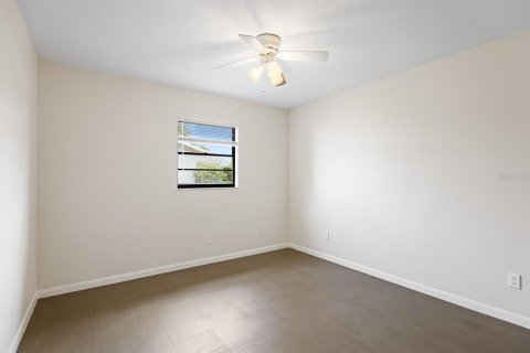 Casa en venta en Zephyrhills, Florida, 3 dormitorios, 124.86 m2 № 1681704 - foto 20