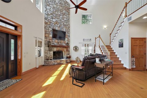 Casa en venta en Lady Lake, Florida, 3 dormitorios, 267.56 m2 № 1775390 - foto 12
