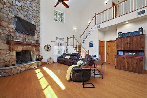 Casa en venta en Lady Lake, Florida, 3 dormitorios, 267.56 m2 № 1775390 - foto 9