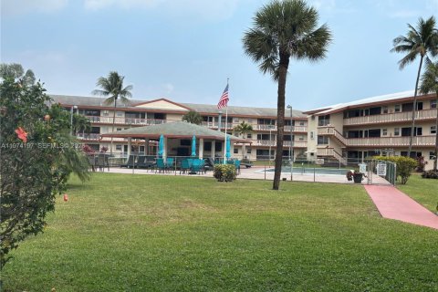 Купить кондоминиум в Холливуд, Флорида 1 спальня, 66.89м2, № 2042927 - фото 14