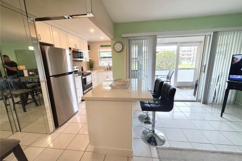 Купить кондоминиум в Холливуд, Флорида 1 спальня, 66.89м2, № 2042927 - фото 11