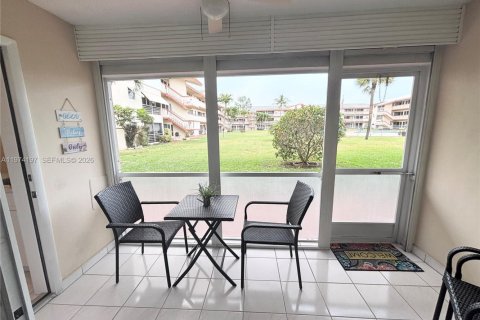 Купить кондоминиум в Холливуд, Флорида 1 спальня, 66.89м2, № 2042927 - фото 12