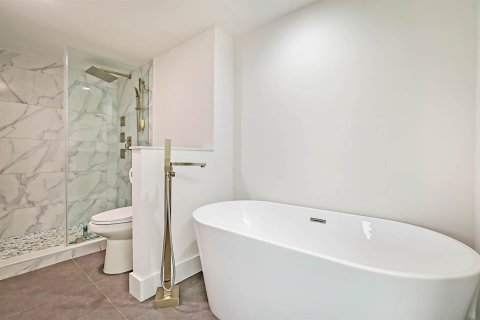 Condo in Riviera Beach, Florida, 2 bedrooms  № 2429703 - photo 27