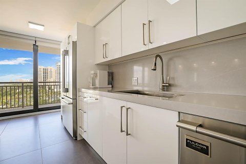 Condo in Riviera Beach, Florida, 2 bedrooms  № 2429703 - photo 11
