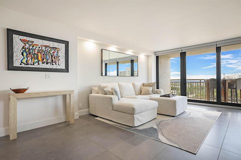 Condo in Riviera Beach, Florida, 2 bedrooms  № 2429703 - photo 3