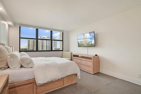 Condo in Riviera Beach, Florida, 2 bedrooms  № 2429703 - photo 29